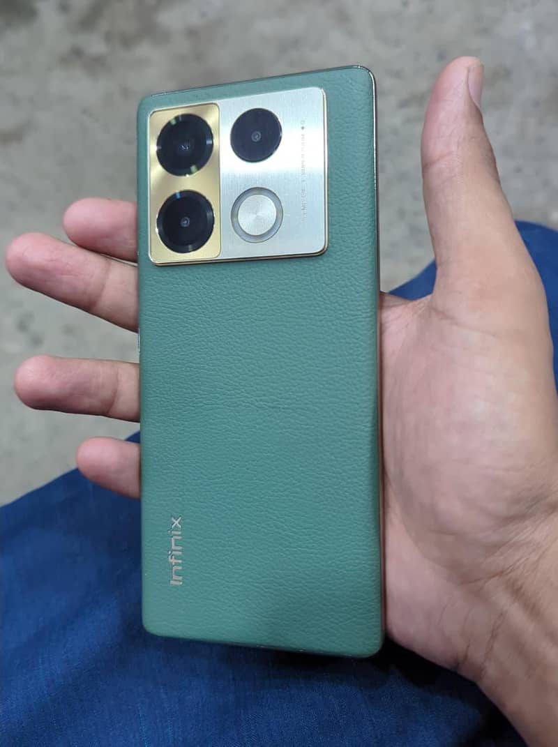 Infinix note 40pro 5