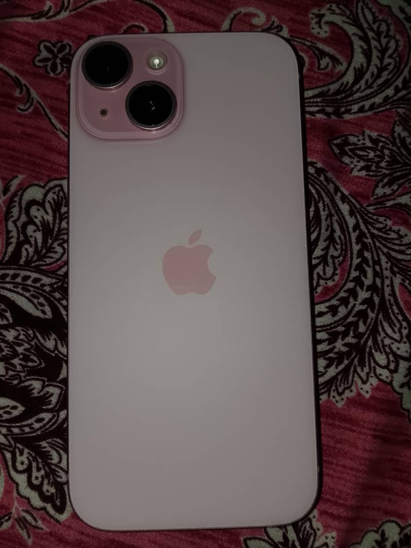 Apple iPhone 15 2