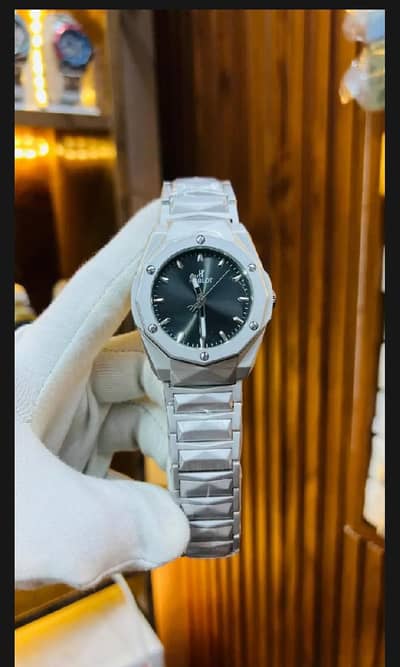 hublot cut