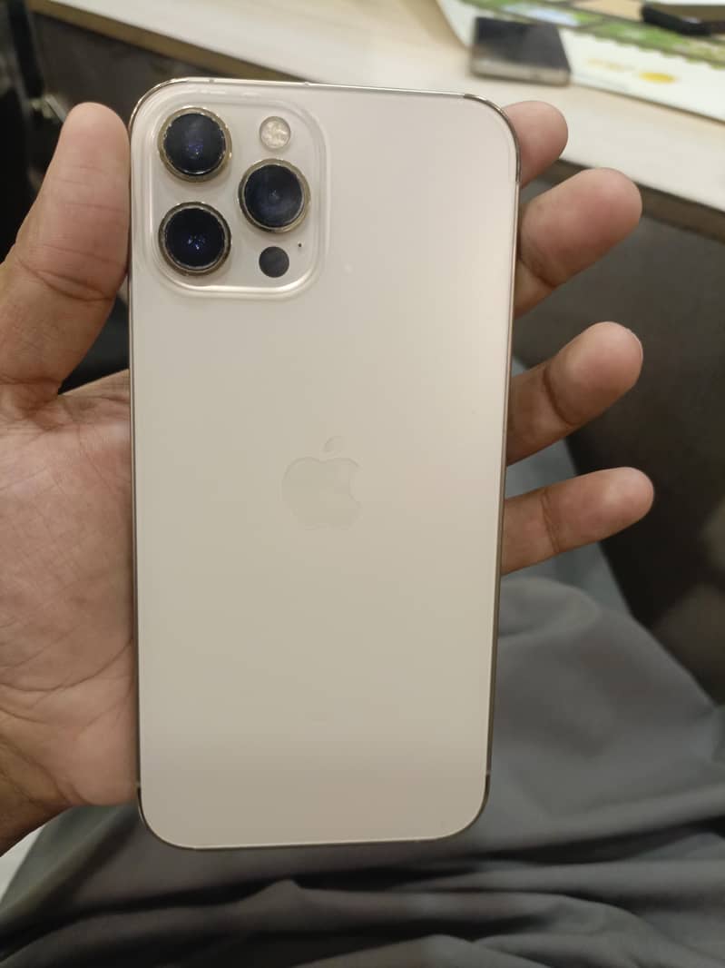 IPhone 12 pro max 1