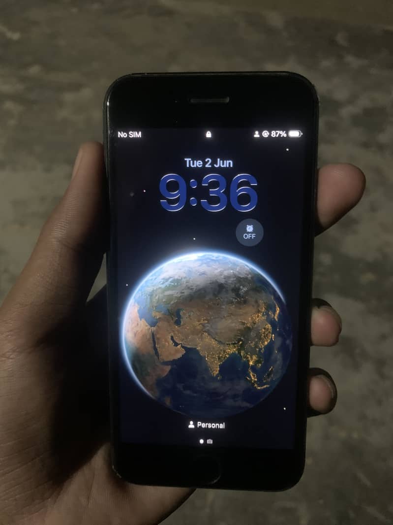Apple iPhone SE 0