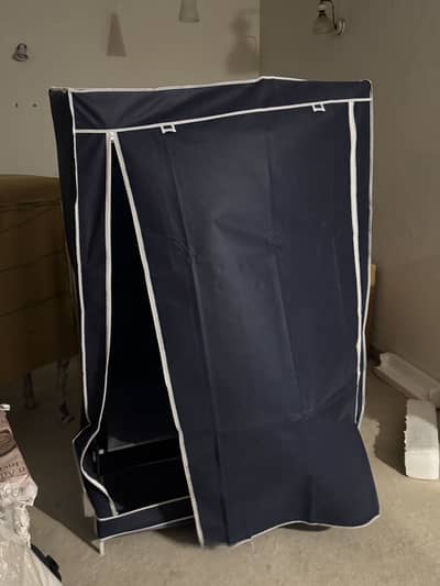 Wardrobe Dresser with Zips In Very Good Condition