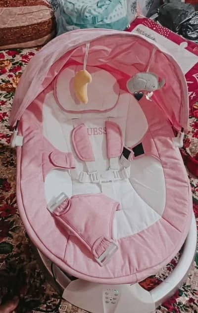 Automatic baby swing