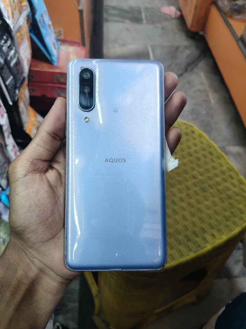 Sharp Aquos Zero 5g basic 2