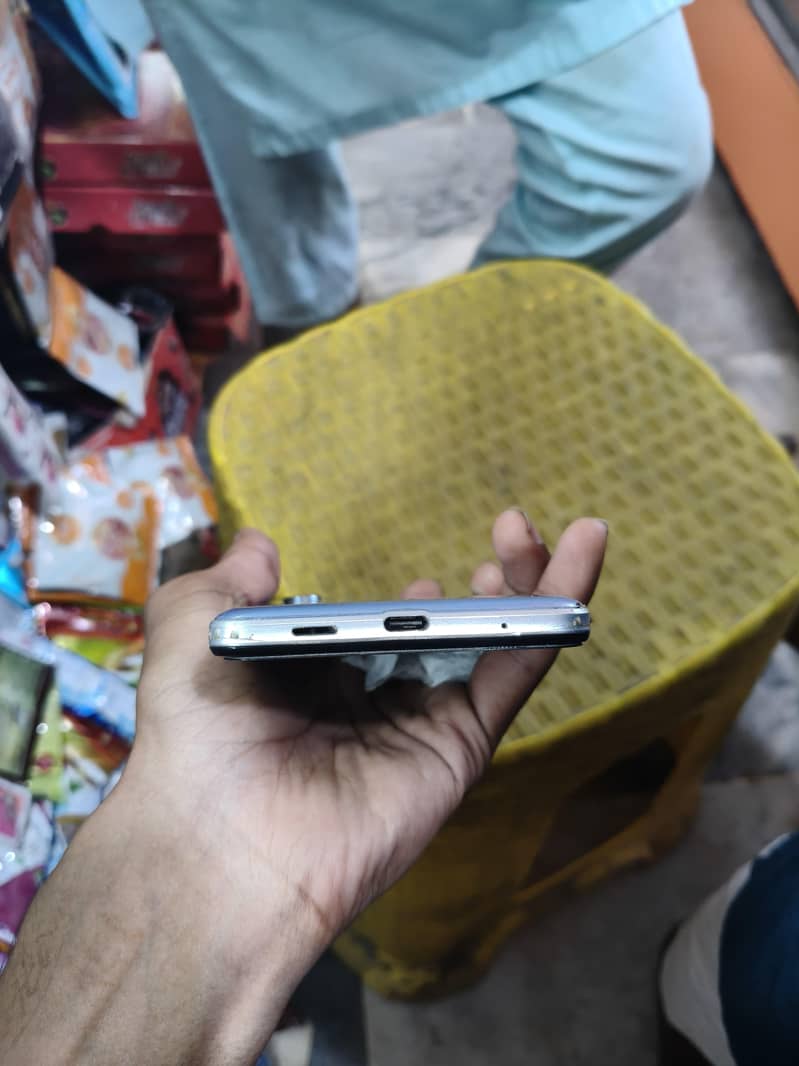 Sharp Aquos Zero 5g basic 3