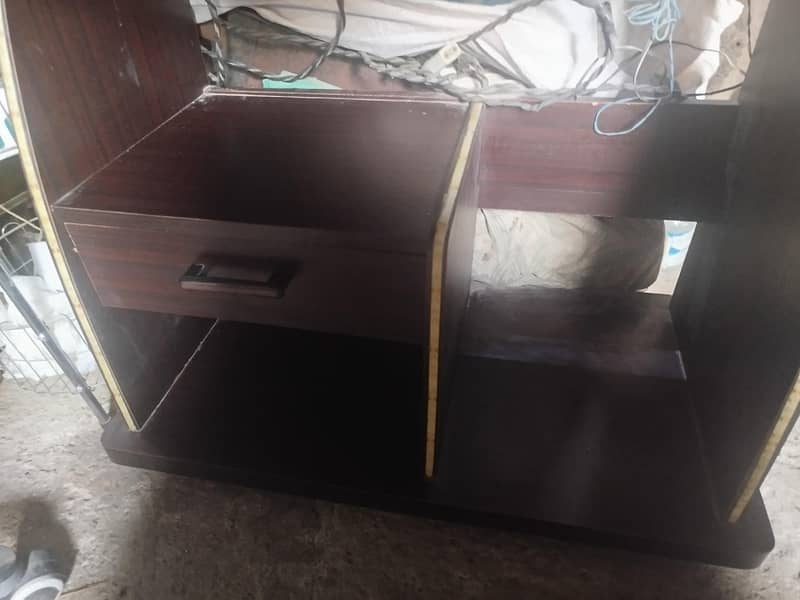 computer trolley 2