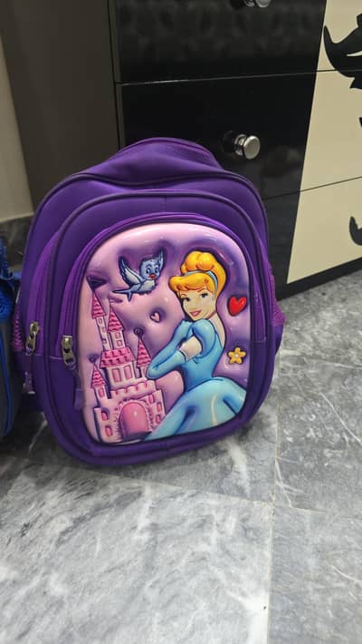 school bags for early years kids.