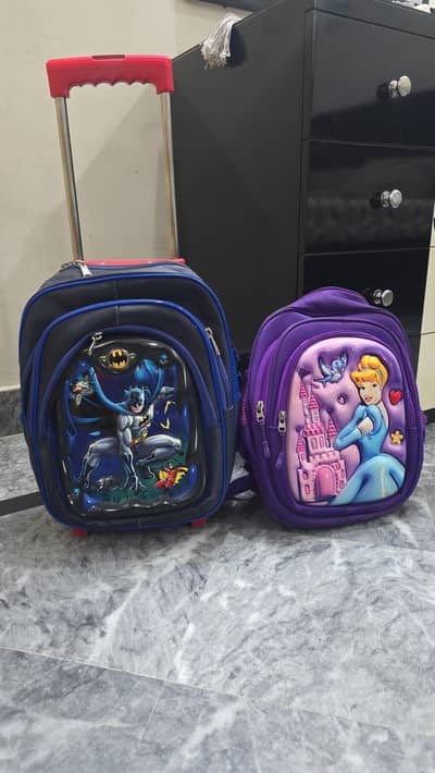school bags in very good condition