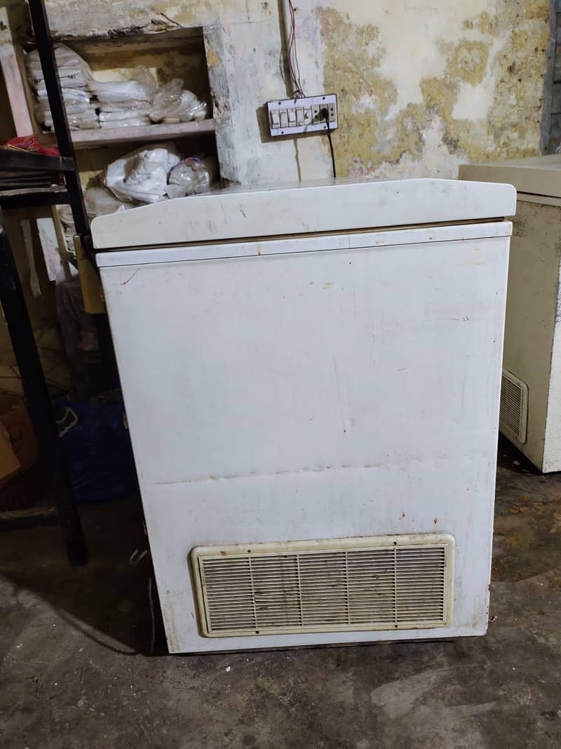 deep freezer 4