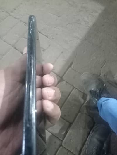 Samsung Mobile J4