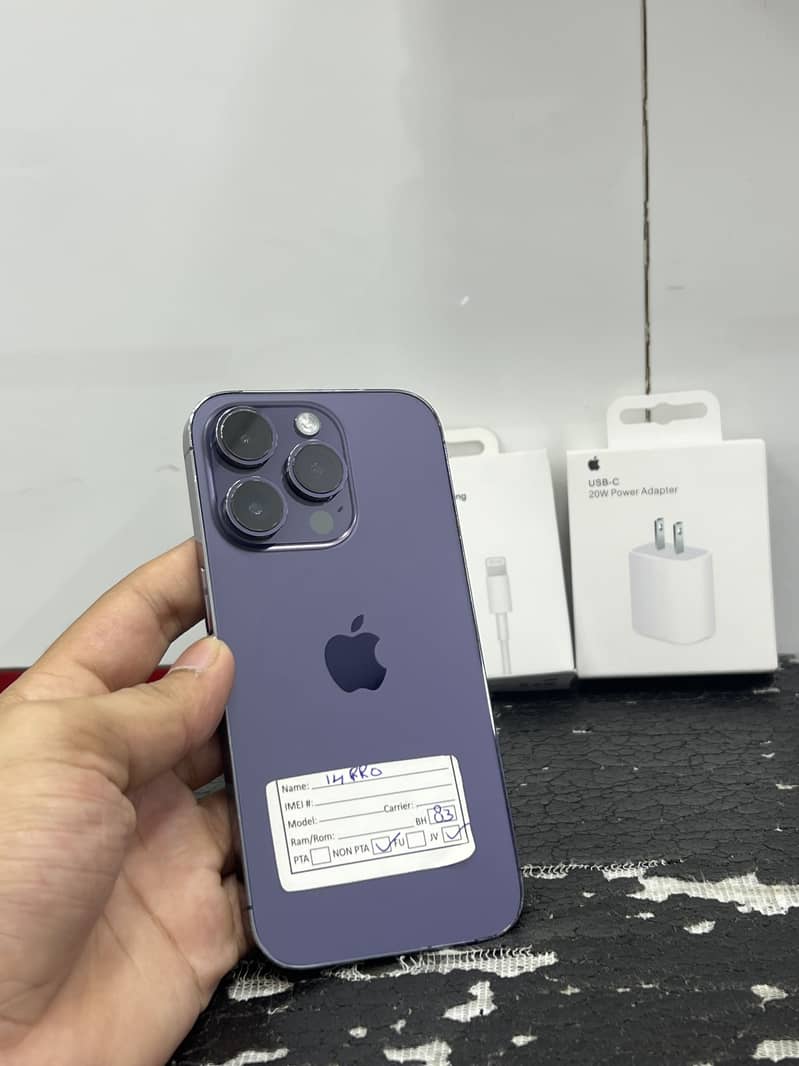 Apple iPhone 14 Pro 0