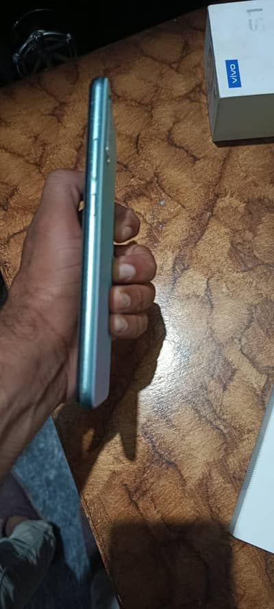 Vivo S1
