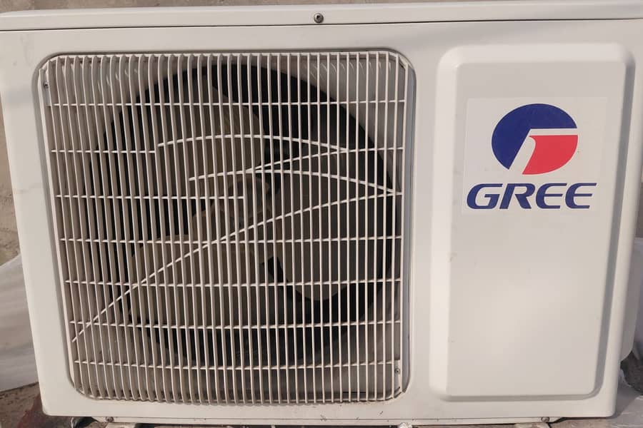 Gree split A. c 1 ton 4