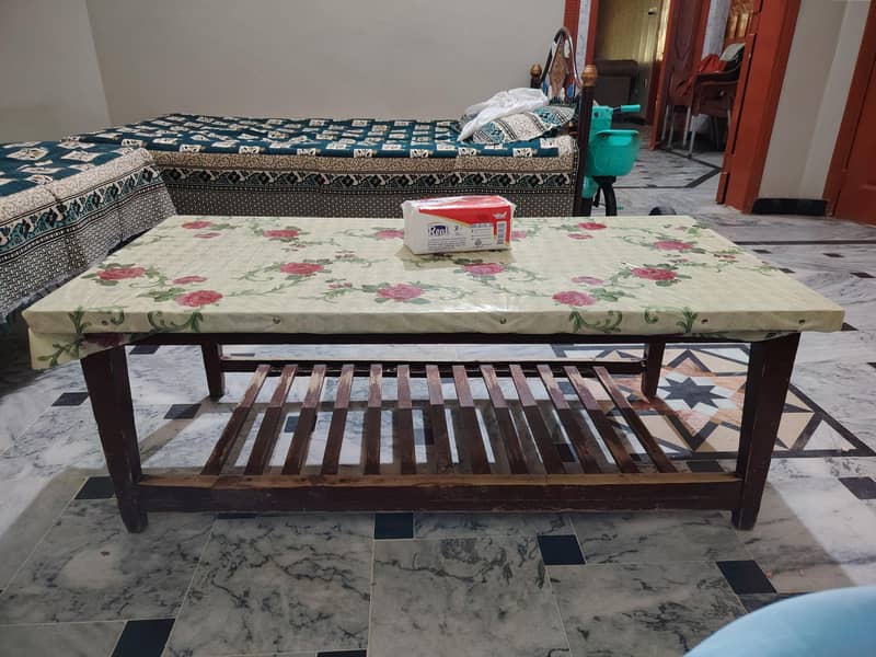 central table 0