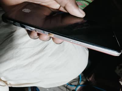 OPPO F17 all ok 8gp128gp no open box chger sat ha