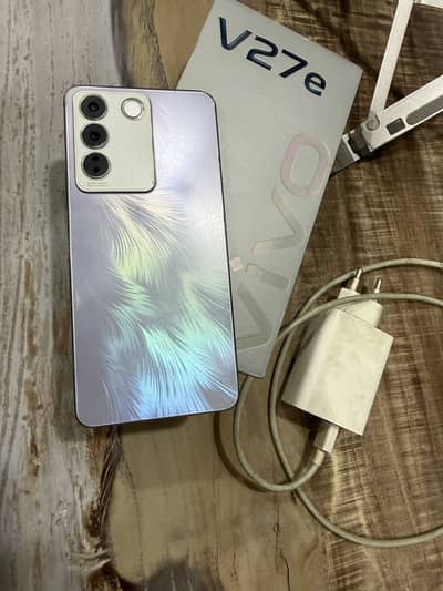 Vivo V27e 8GB RAM + 8GB Extended RAM / 256GB Storage
