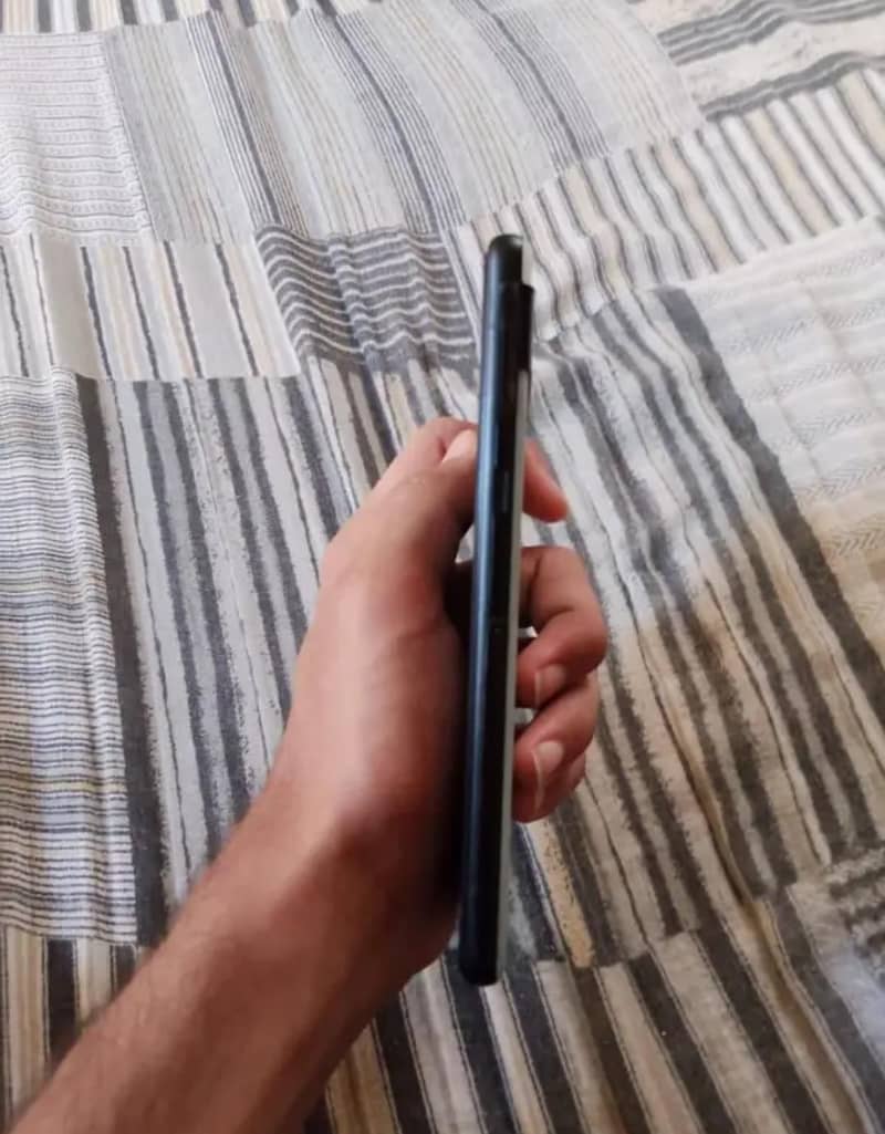 Google Pixel 6a 1