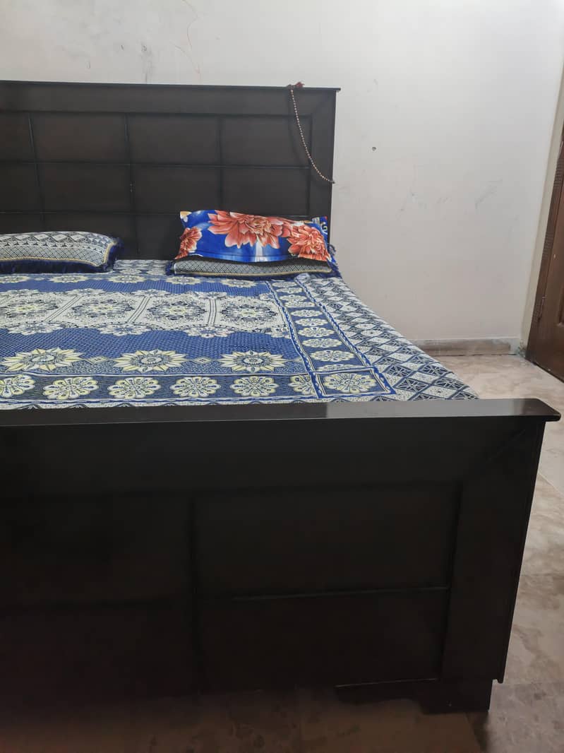 king size bed 3