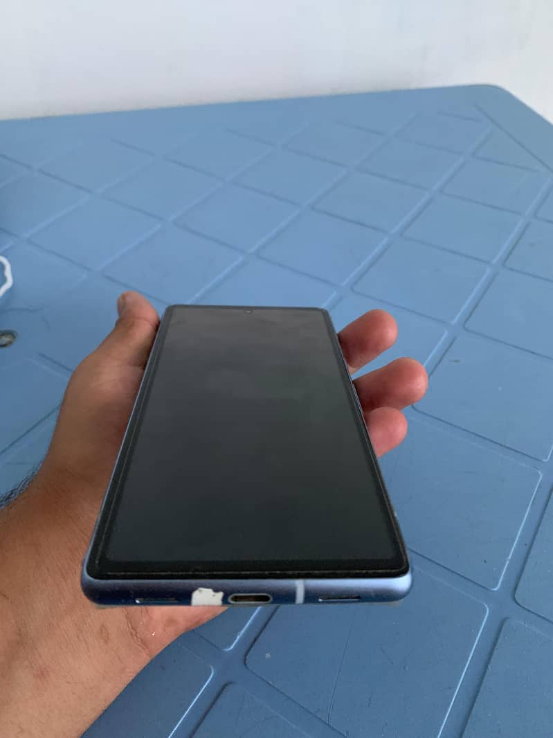 GOOGLE PIXEL 7a 5