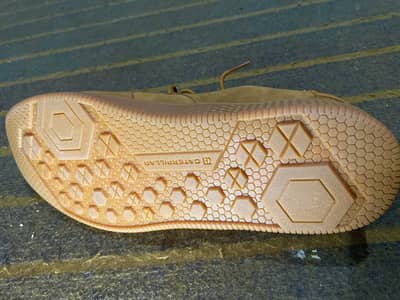 caterpillar pause mid shoes