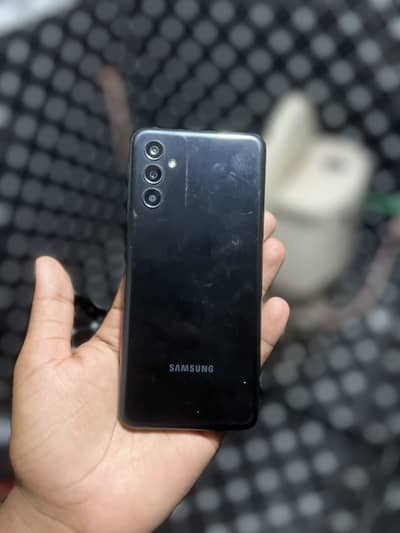 Samsung Mobile M13 exchange possible