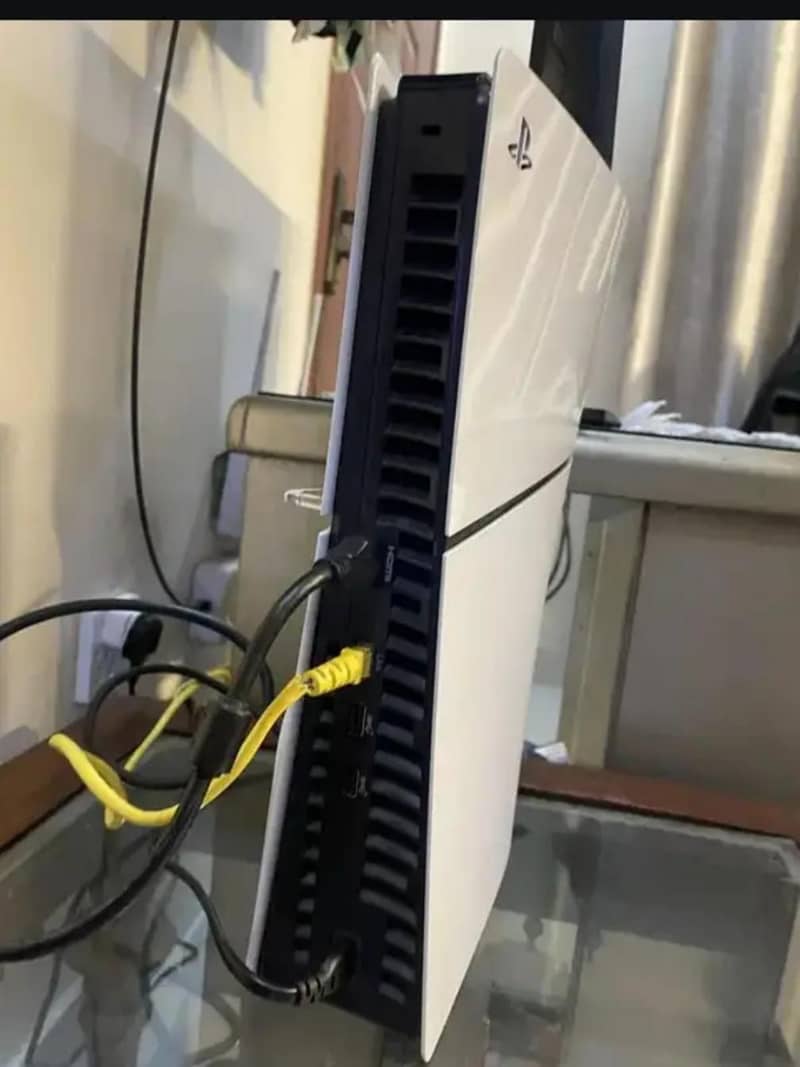 ps5 slim 2
