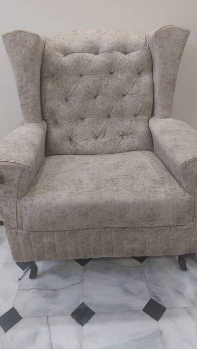 5 Seater Imperial Sofa Set Available