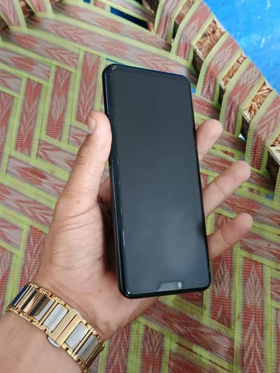 LG G8 ThinQ all okay only back carck hay or all okay hay offical pta