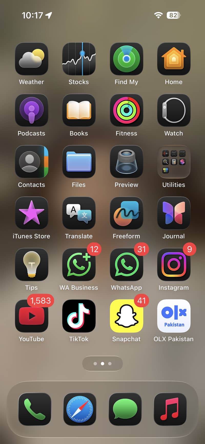 iPhone 15 8