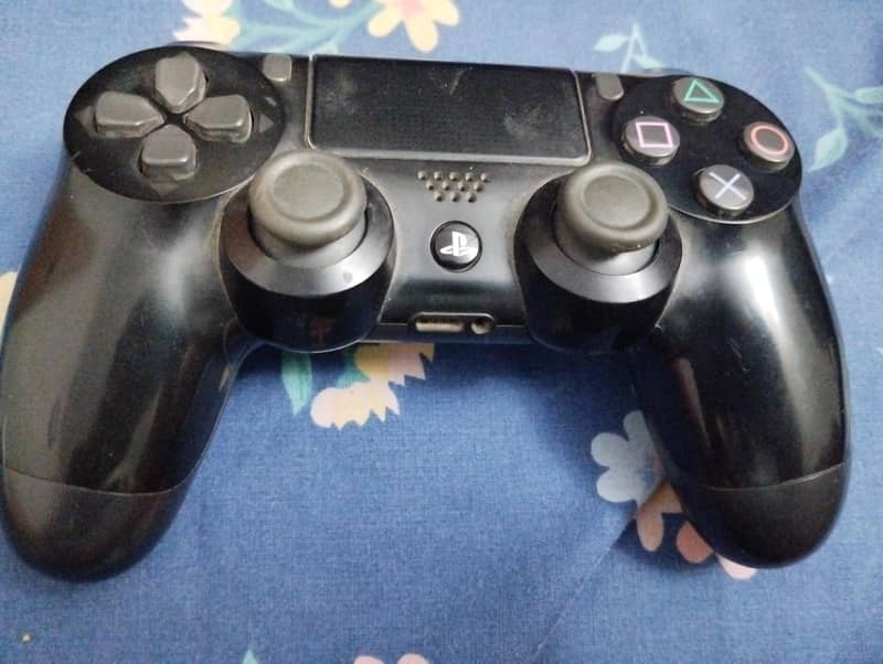PS4 controller 0