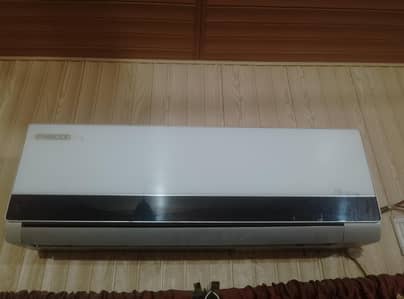Kenwood flora series non inverter Ac