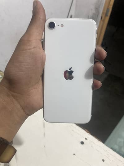 Apple iPhone SE