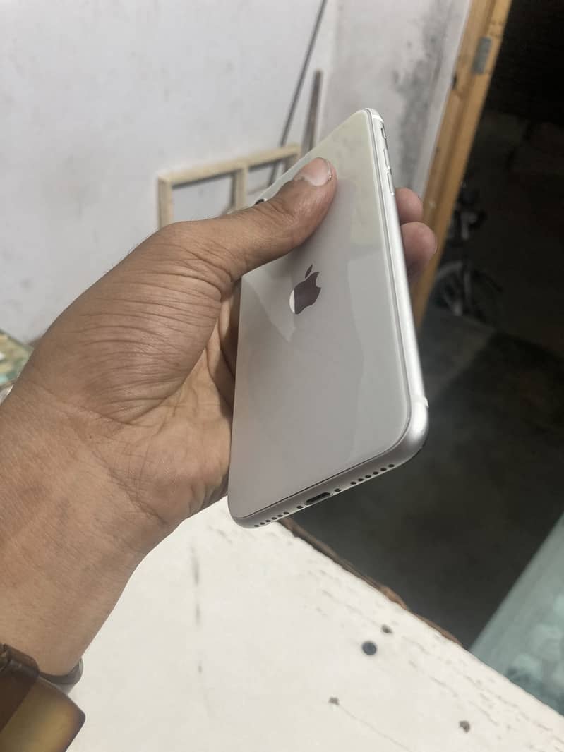 Apple iPhone SE 1