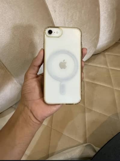 IPhone SE water pack