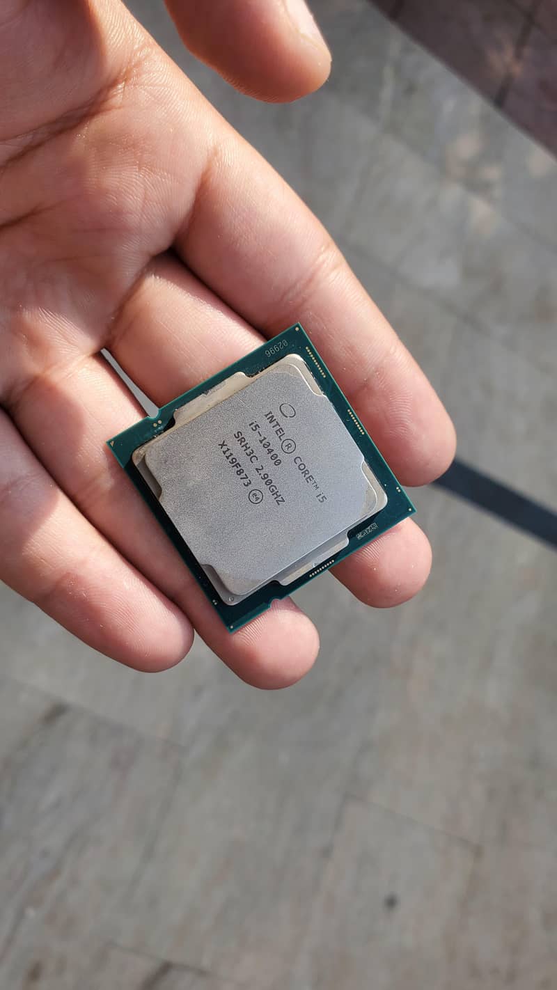 Intel Core i-5 10400 processor 0