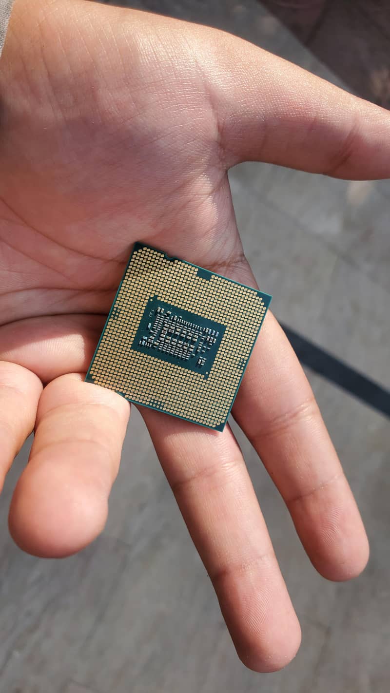 Intel Core i-5 10400 processor 1