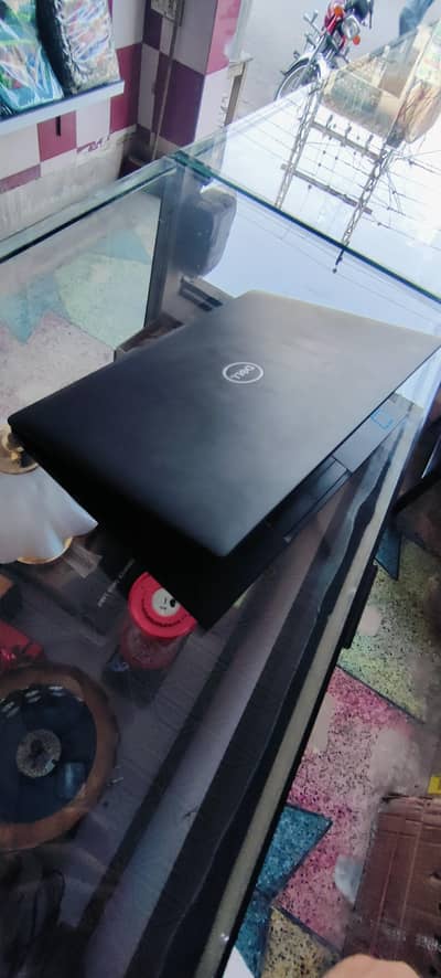 Dell Latitude 7390