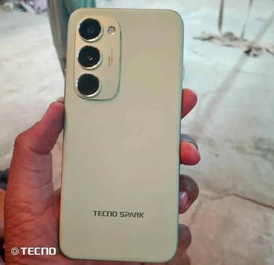Tecno Spark 40pro+