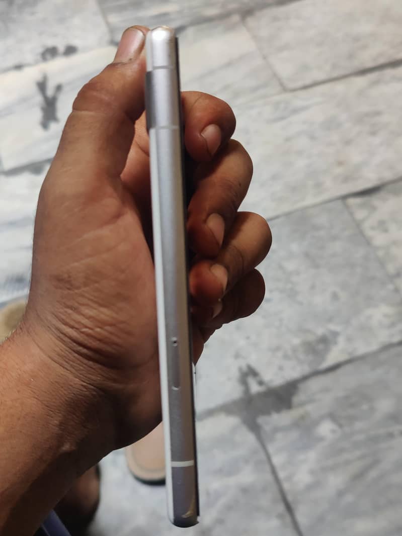google pixel 7a 3