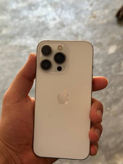 Apple iPhone 13 Pro