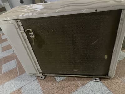 haier invertor ac available for sell in working condition
