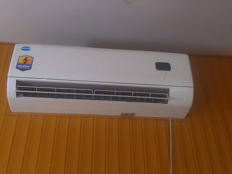 split AC  low voltage 1