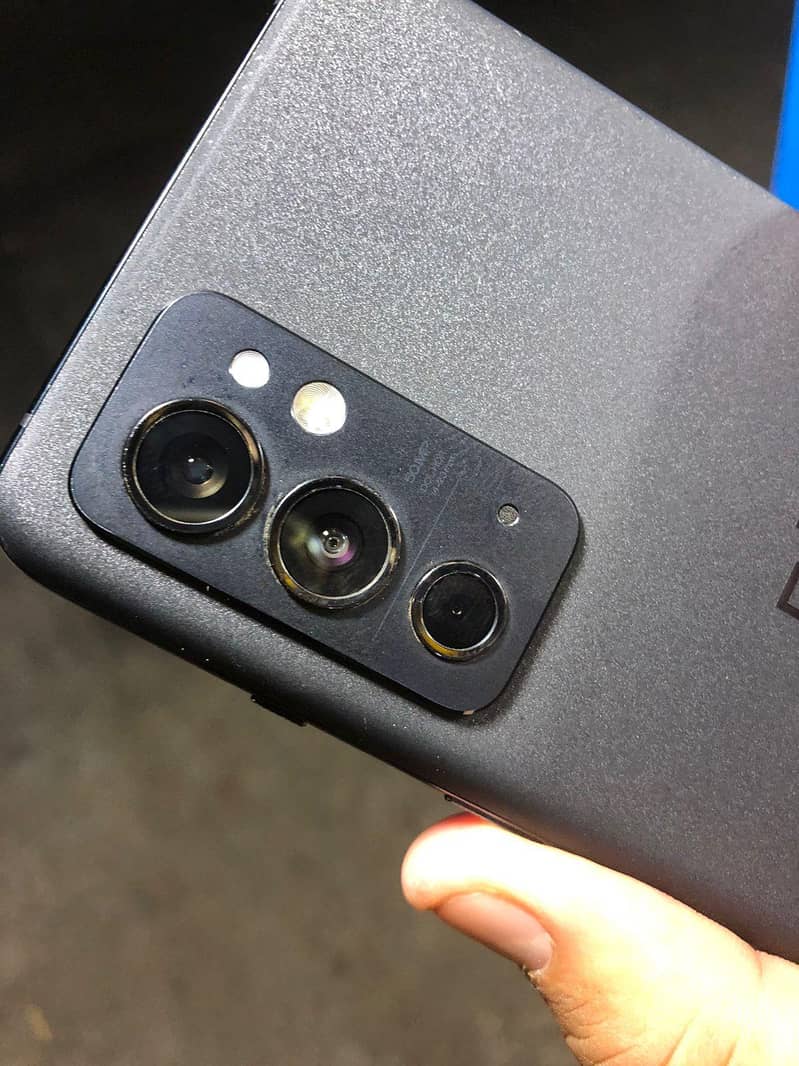One Plus 9RT 1