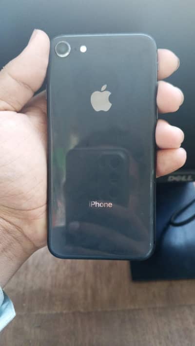 Apple iPhone 8