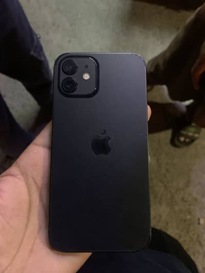 Apple iPhone 12