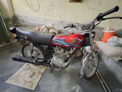 Honda CG 125 2024