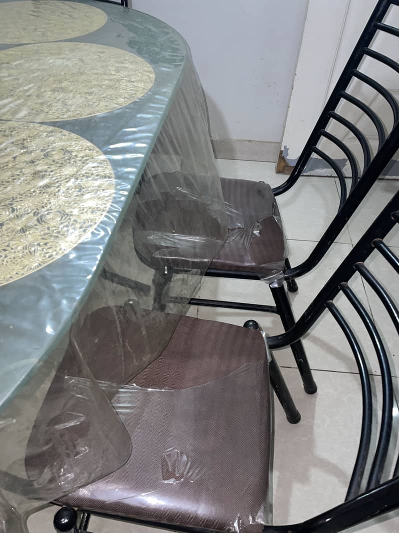 DINING TABLE 2