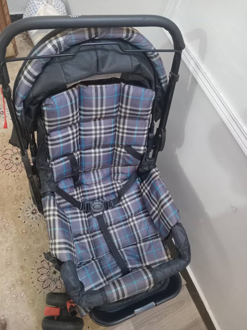 STROLLER 2