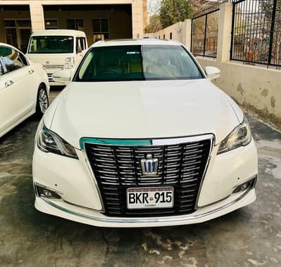 Toyota Crown 2013