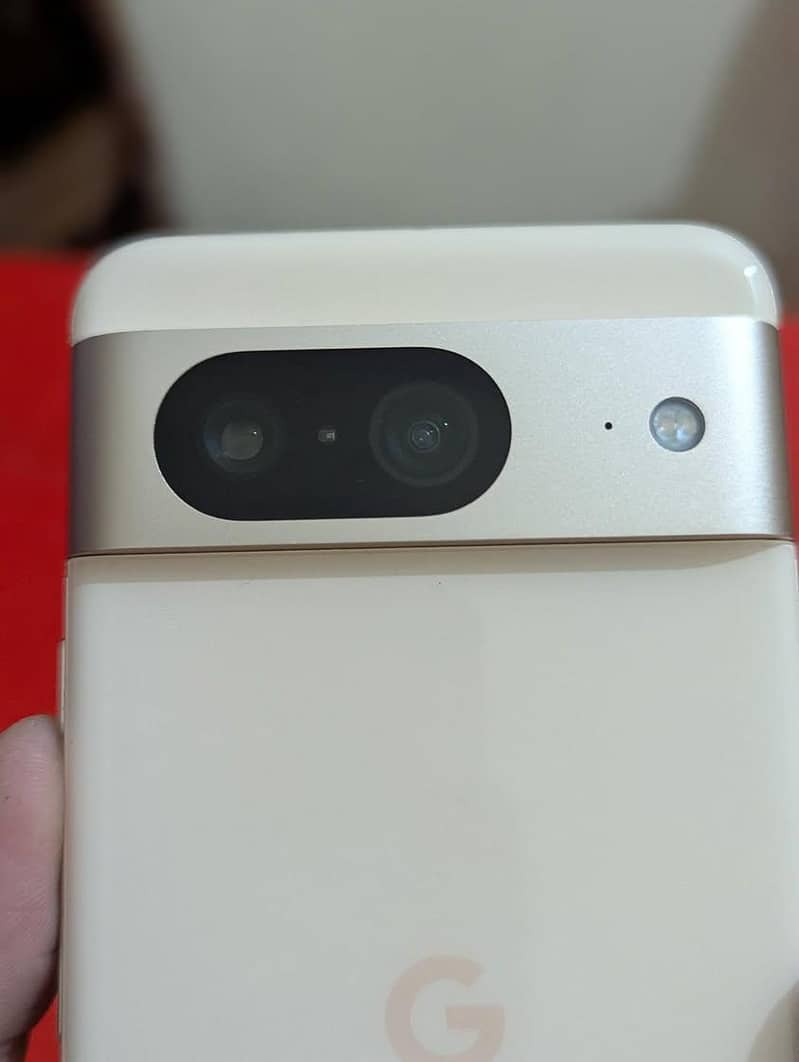 Google Pixel 8 1
